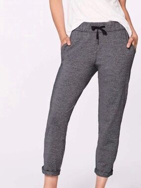 Lululemon On The Fly Pant Luxtreme Heathered Black Grey Size 6